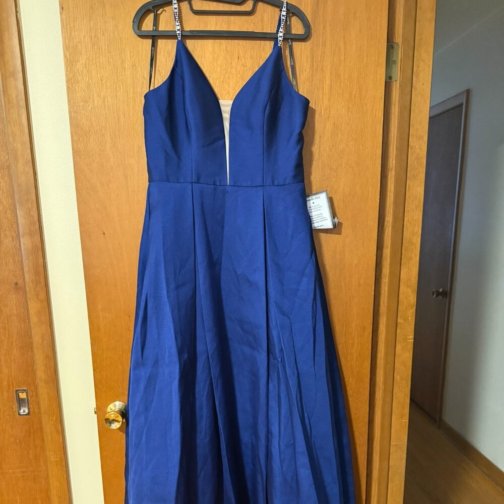 Elegant Blue Evening Dress